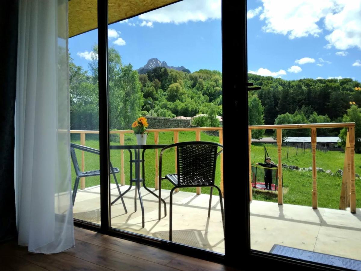 Hotel Terkhena à Kazbegi Extérieur photo